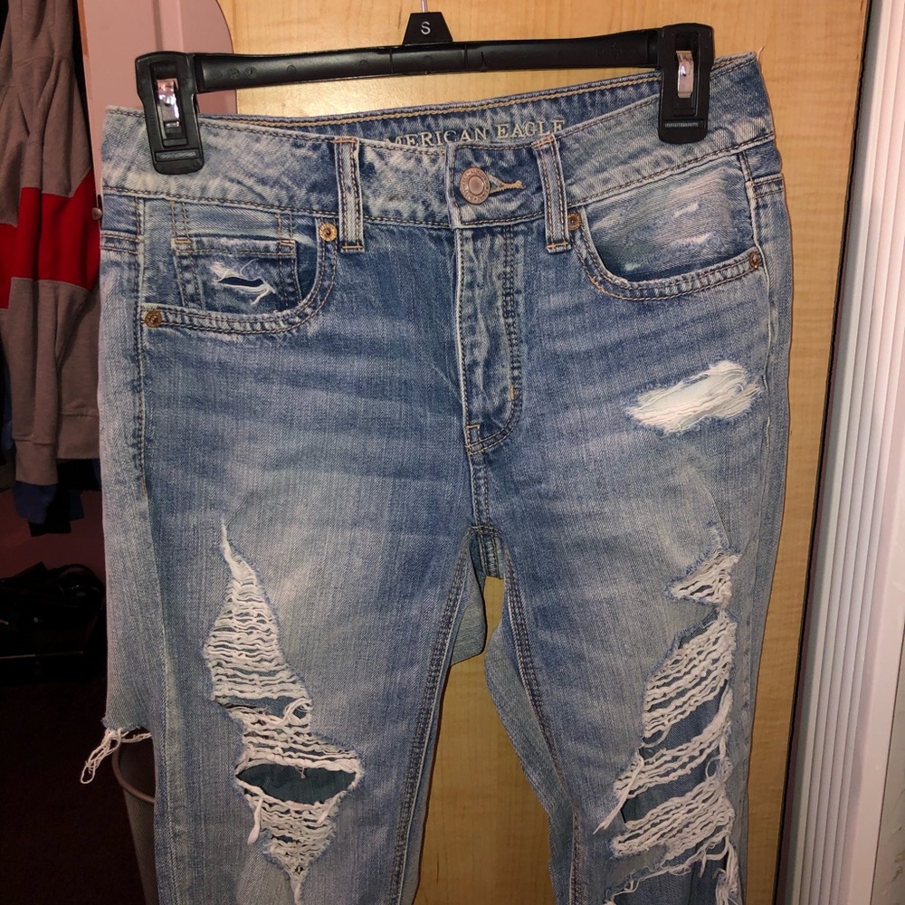 Light blue boyfriend jeans
